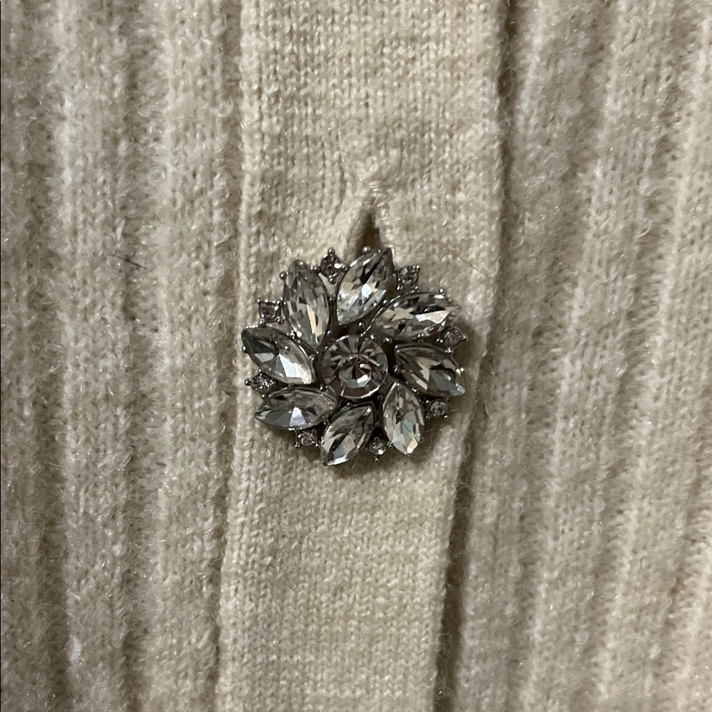 H&M Cream Ribbed Women's Cardigan with Rhinestone Buttons Large - Picture 4 of 7